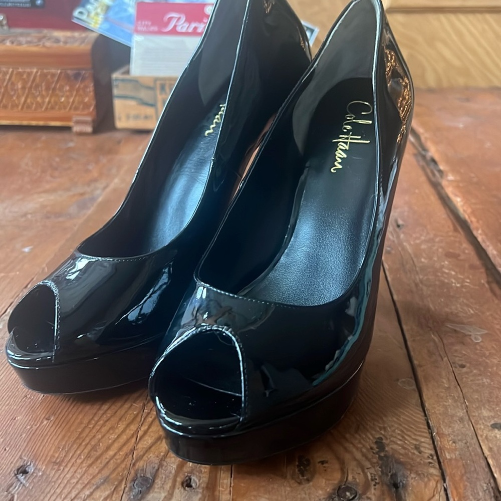 8 and 1/2 Cole Haan black patent leather Nike Air heels